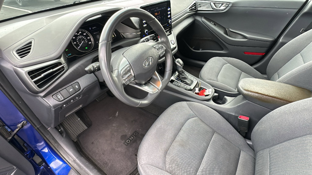 Used 2021 Hyundai Ioniq SE image 10
