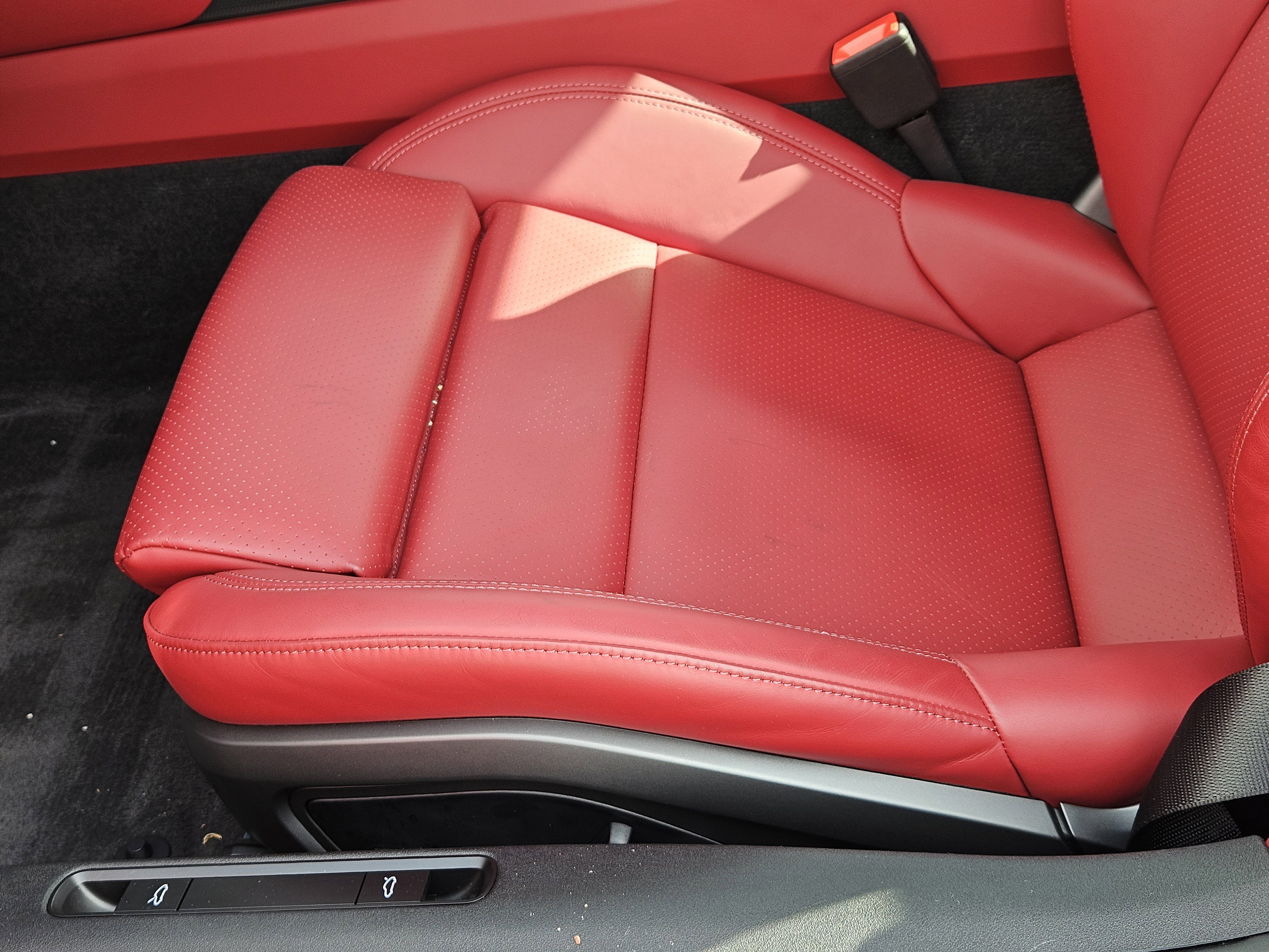 Certified 2023 Porsche 911 Carrera 4 GTS image 24