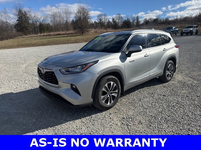 Used 2020 Toyota Highlander XLE image 2