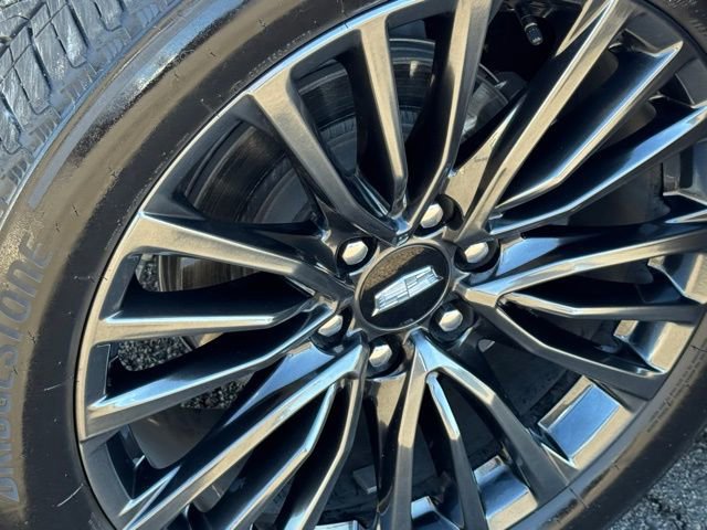 Certified 2025 Cadillac Escalade ESV Sport Platinum image 12