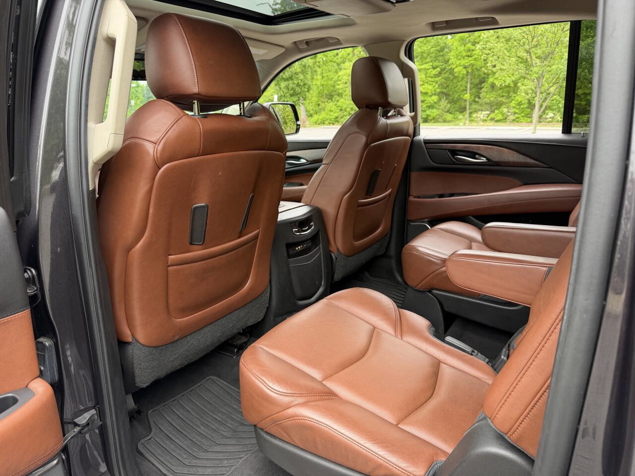 Used 2015 Cadillac Escalade ESV Premium AWD/4WD image 35