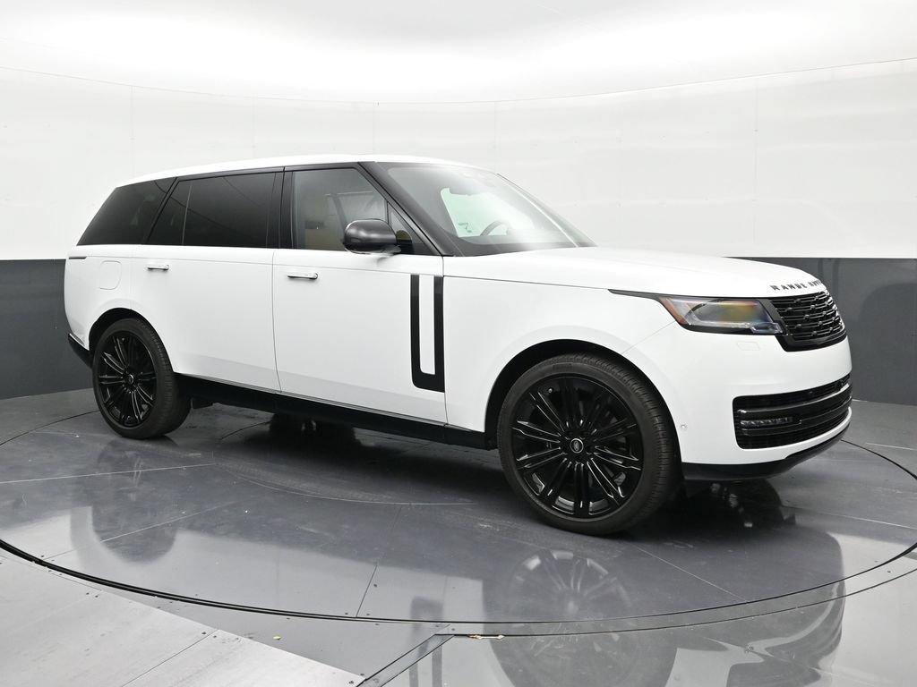 Used 2025 Land Rover Range Rover Long Wheelbase SE AWD/4WD image 7