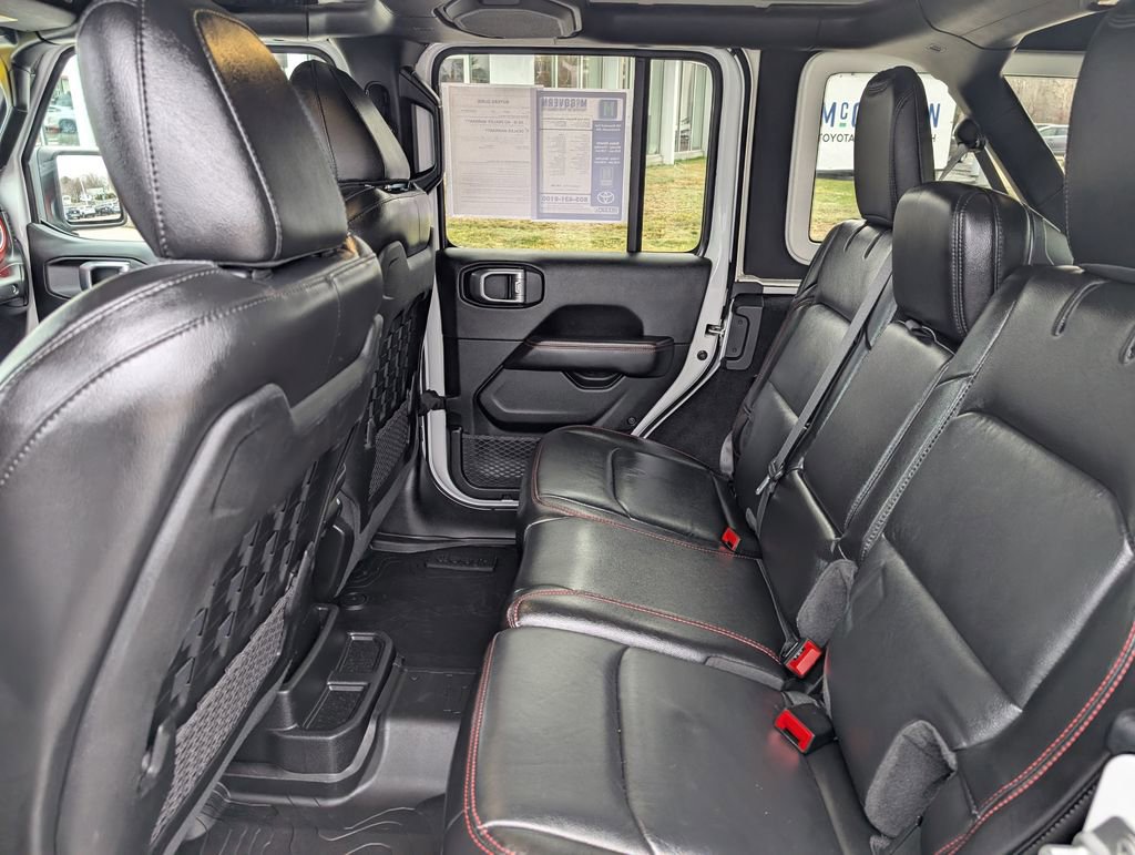 Used 2020 Jeep Wrangler Unlimited Rubicon w/ Steel Bumper Group image 18