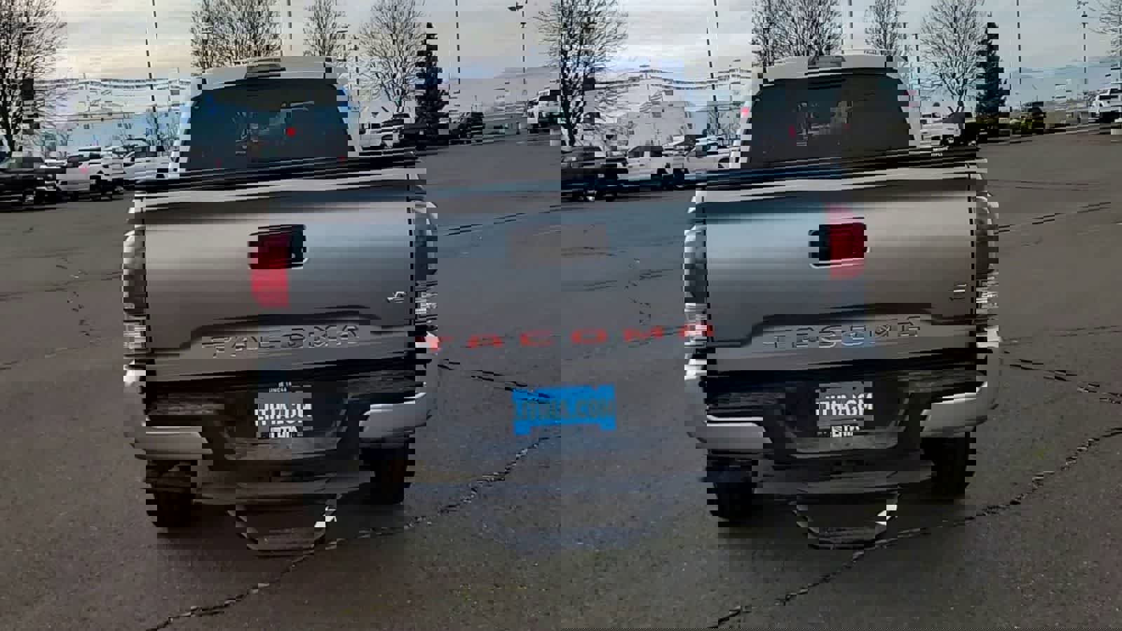 Used 2022 Toyota Tacoma TRD Sport w/ Technology Package image 7