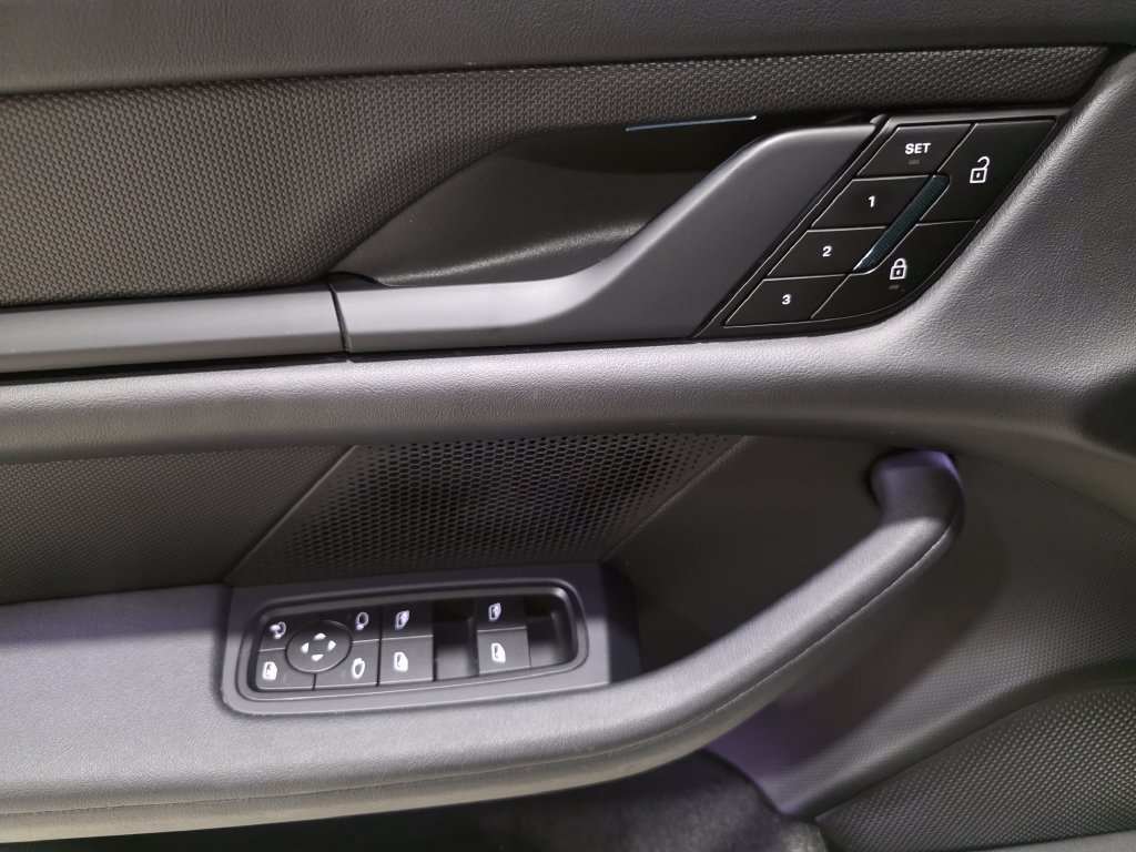 Certified 2024 Porsche Taycan RWD image 22