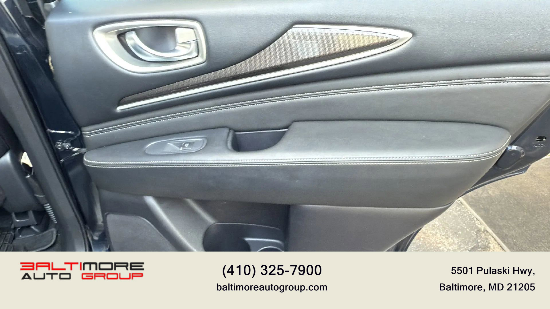 Used 2019 INFINITI QX60 Luxe w/ Essential Package image 32