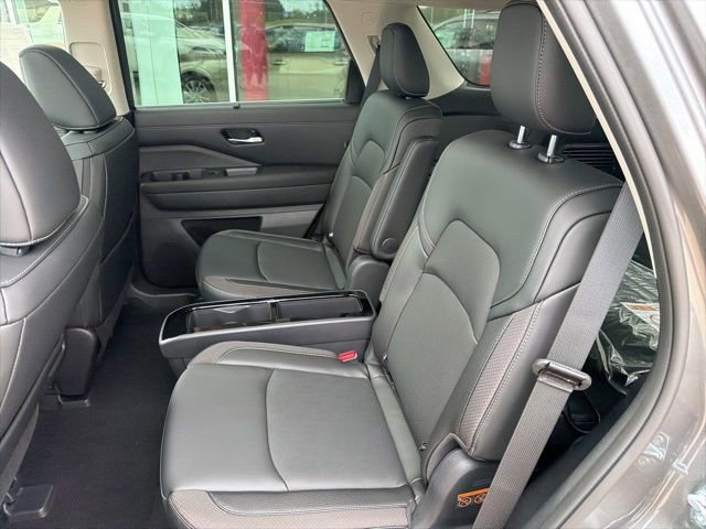 New 2026 Nissan Pathfinder SL image 20