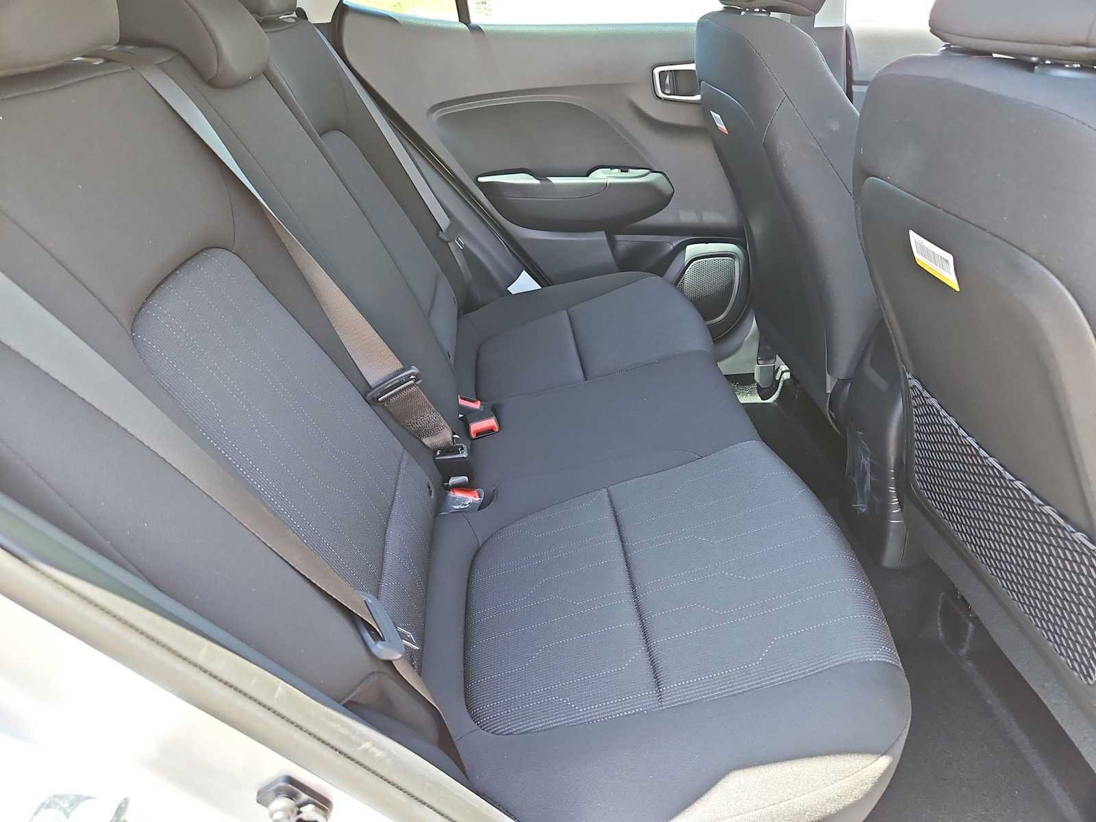 Certified 2026 Hyundai Venue SE FWD image 19