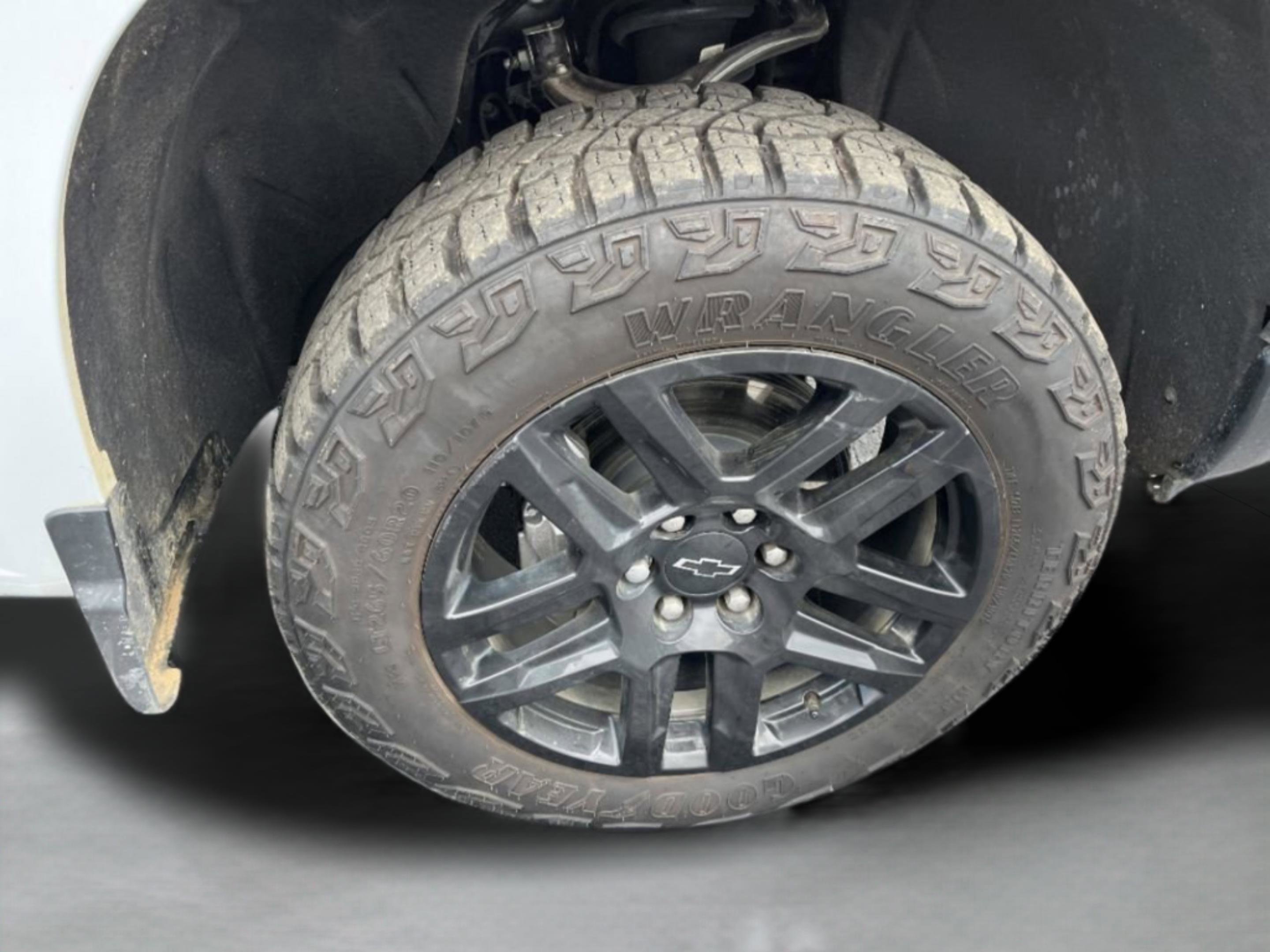 Used 2025 Chevrolet Silverado 1500 LT Trail Boss w/ LT Trail Boss Premium Package AWD/4WD image 81