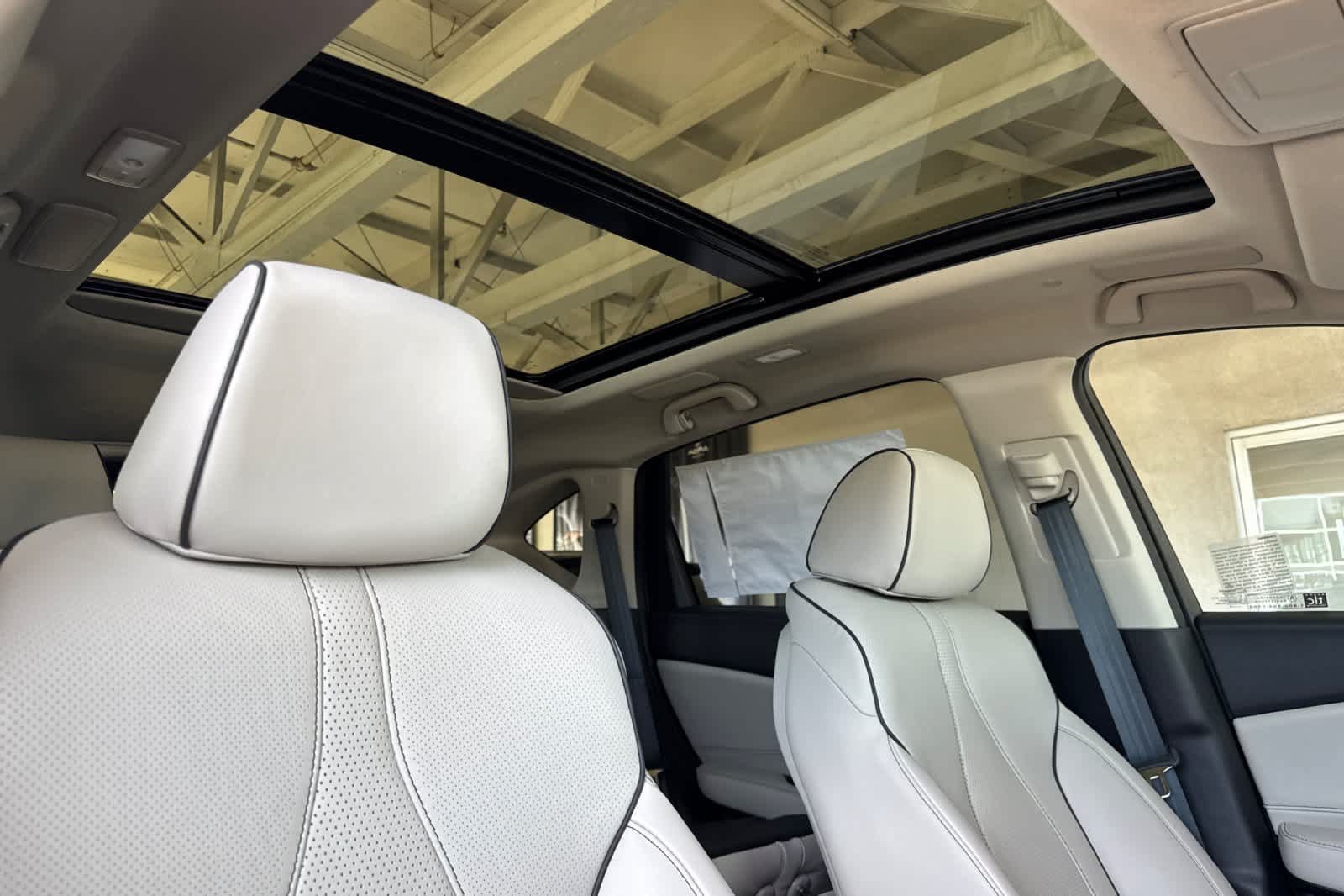 New 2026 Acura RDX w/ Advance Package AWD/4WD image 16