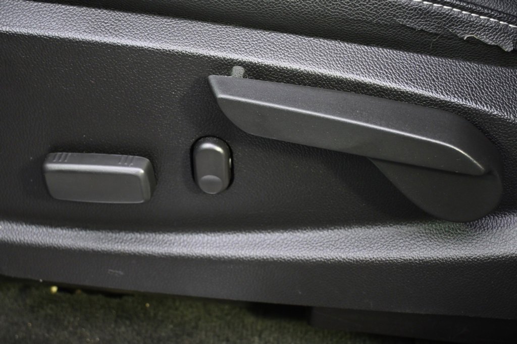 Used 2017 Chevrolet Colorado ZR2 image 14