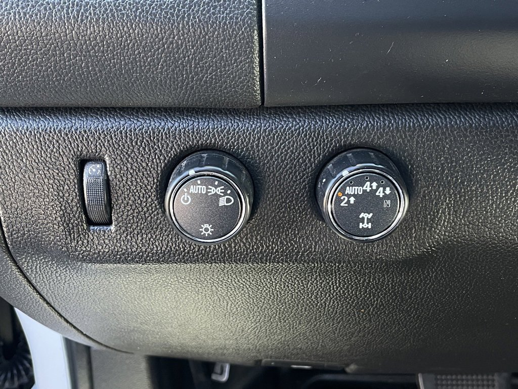 Used 2022 Chevrolet Colorado LT w/ Fleet Safety Package image 13