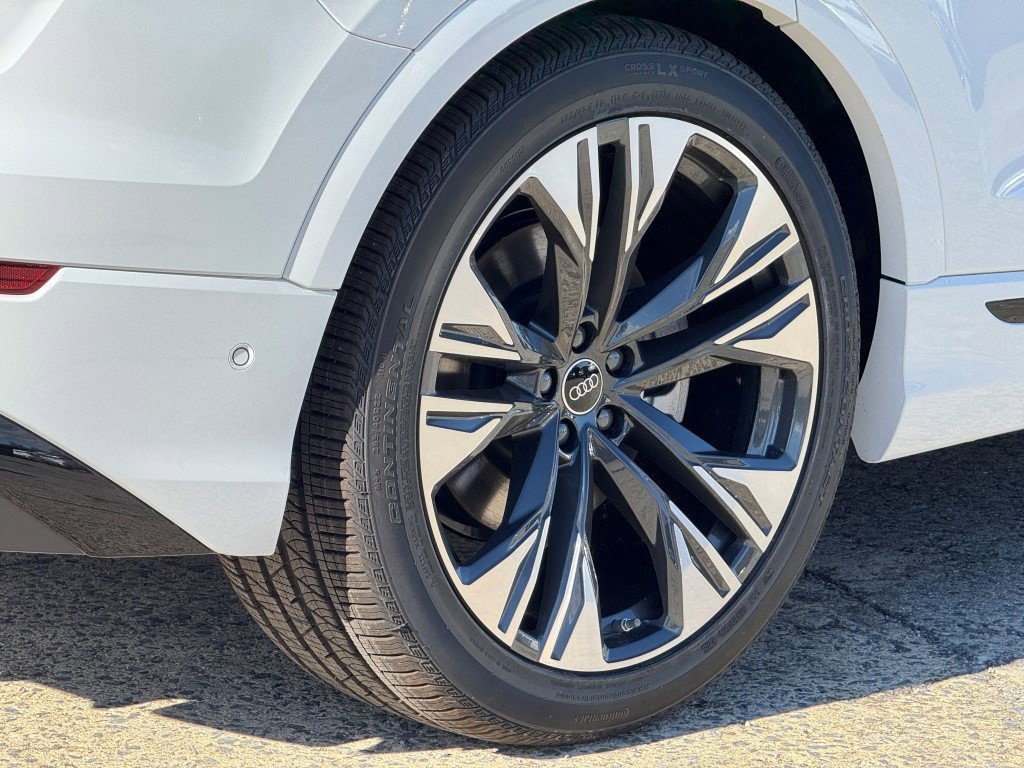 New 2026 Audi Q8 Premium Plus image 9