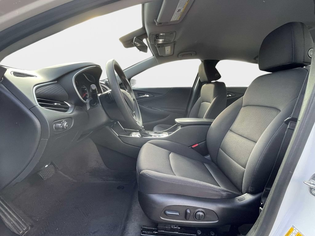 Used 2023 Chevrolet Malibu LS w/ Driver Confidence Package FWD image 13