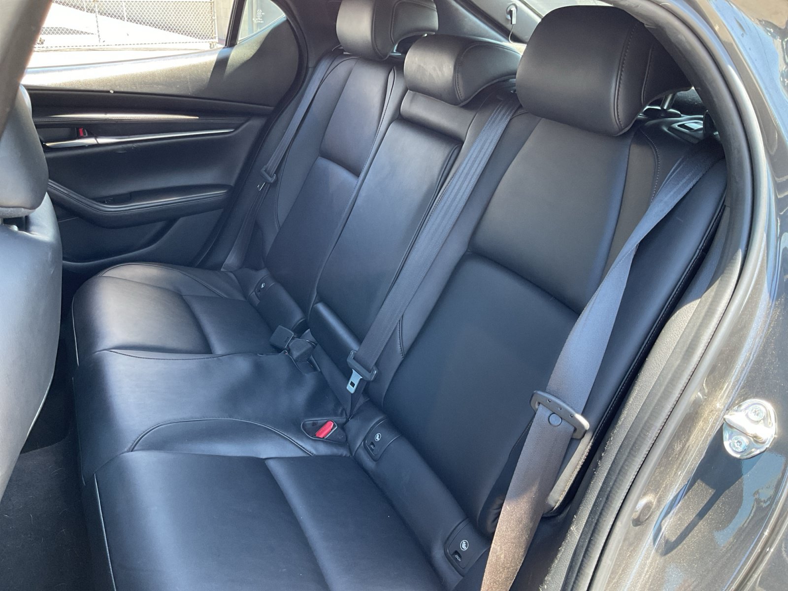 Used 2019 MAZDA MAZDA3 AWD Hatchback w/ Preferred Pkg image 19
