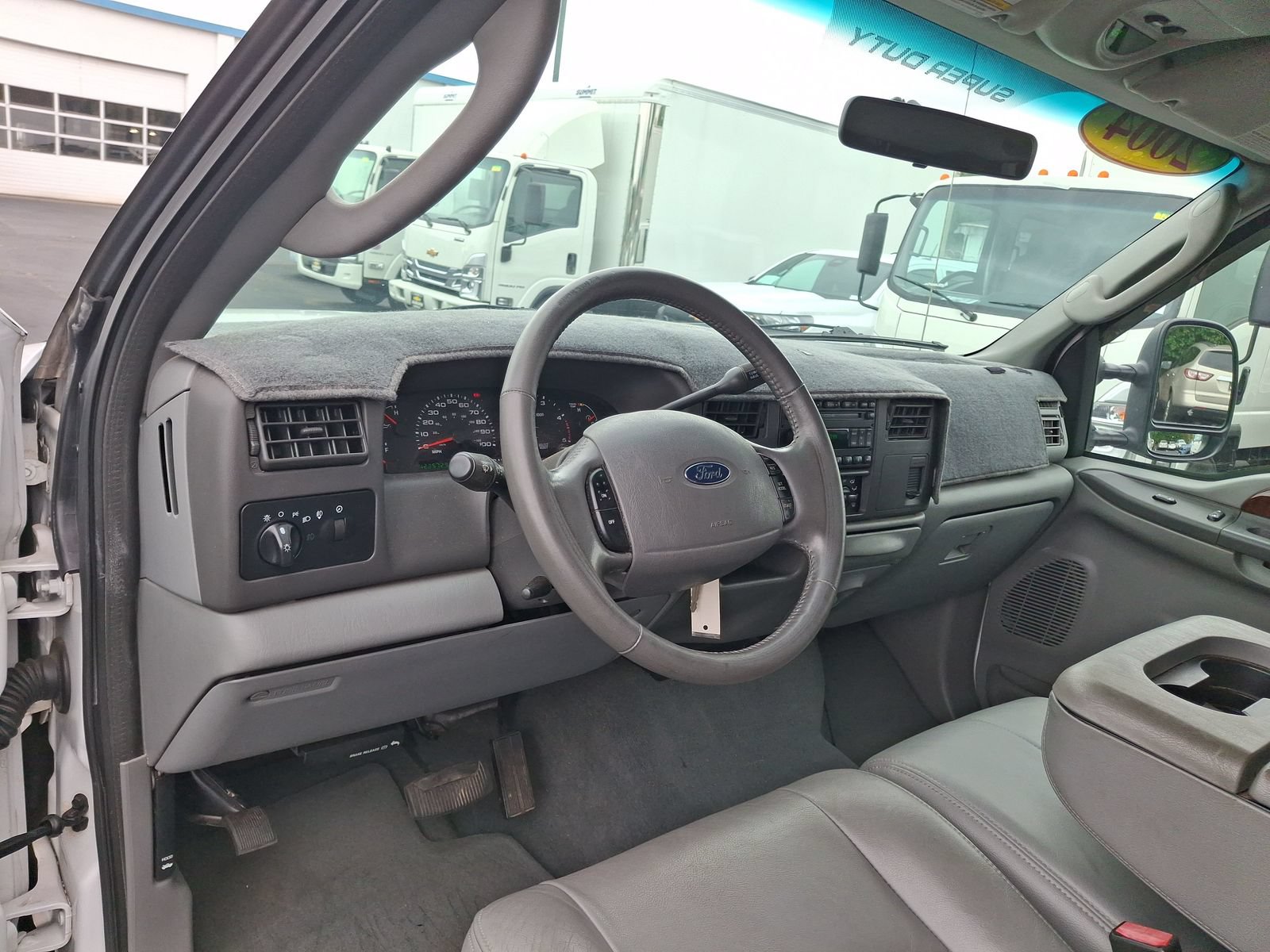 Used 2004 Ford F250 XL RWD image 14