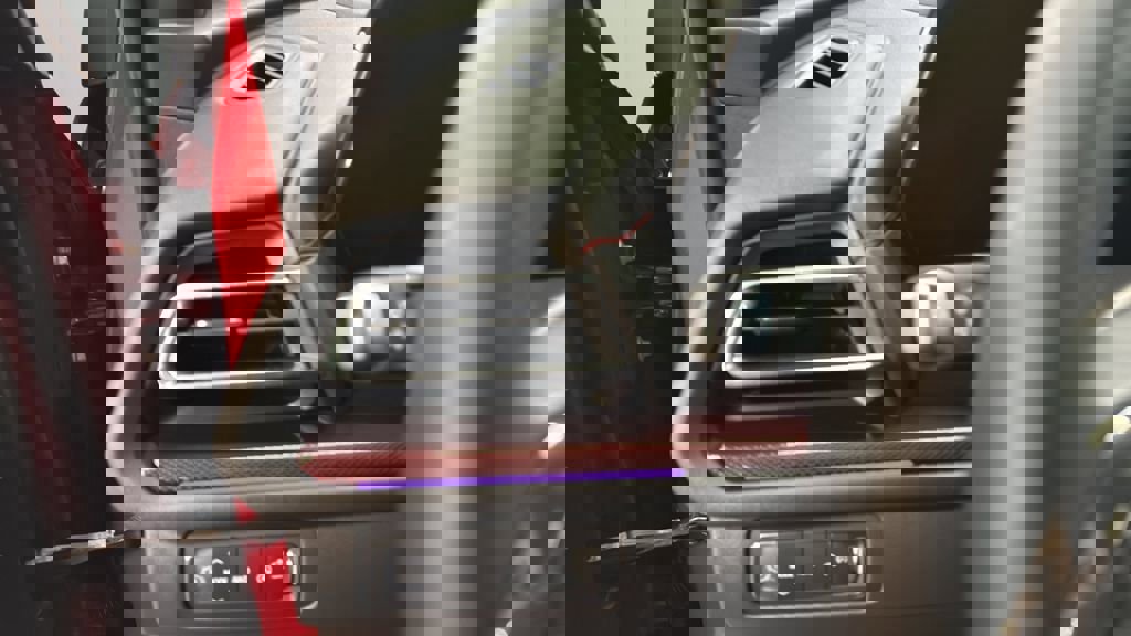 Used 2024 Chevrolet Traverse RS image 18