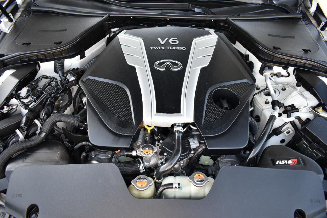 Used 2018 INFINITI Q60 3.0t Luxe w/ Cargo Package RWD image 48