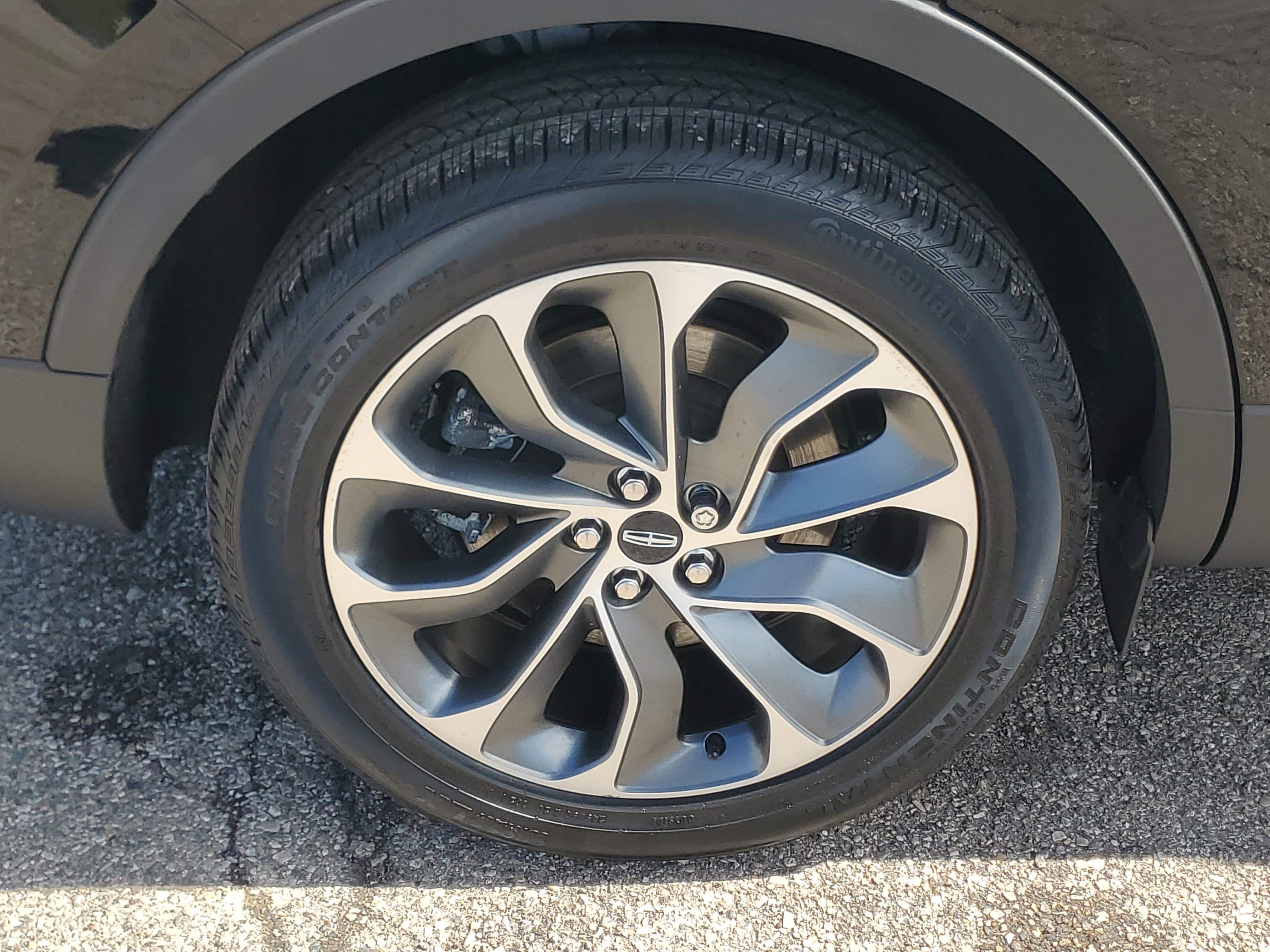 Certified 2023 Lincoln Nautilus Reserve w/ Equipment Group 201A AWD/4WD image 7