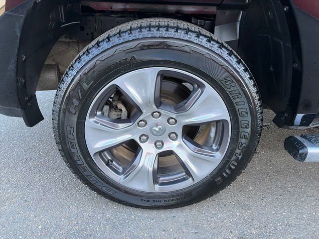Used 2020 RAM 1500 Laramie AWD/4WD image 17