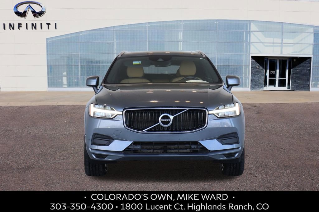 Used 2018 Volvo XC60 T6 Momentum w/ Vision Package image 9
