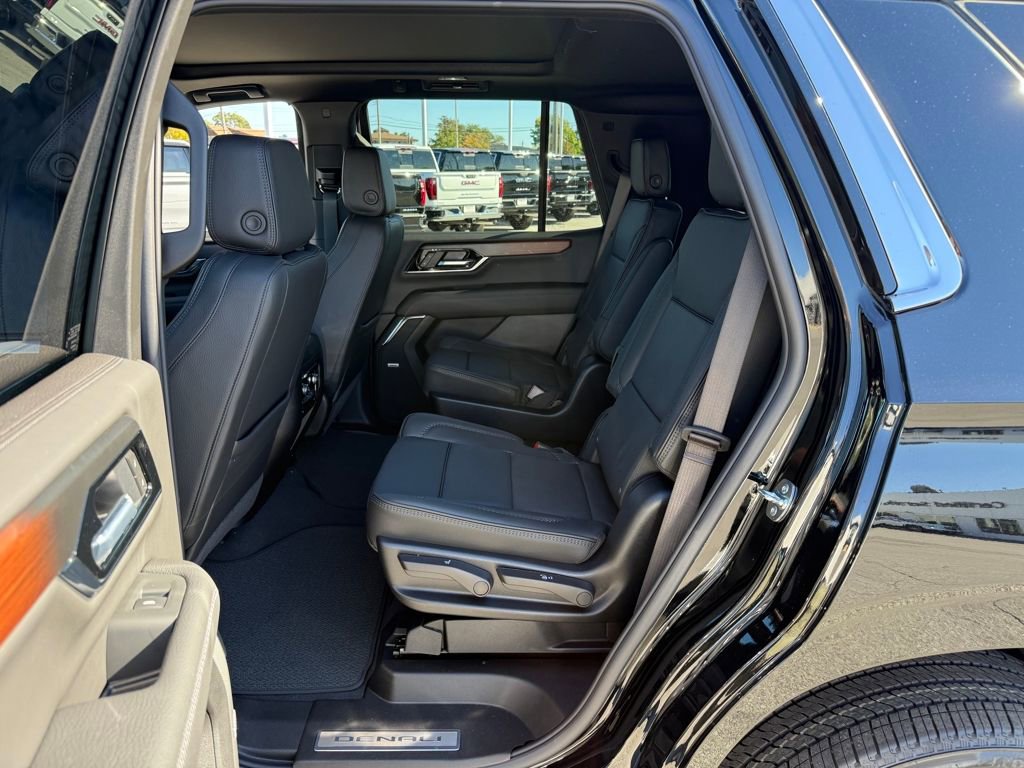 New 2026 GMC Yukon Denali w/ Sun & Power Step Package image 14