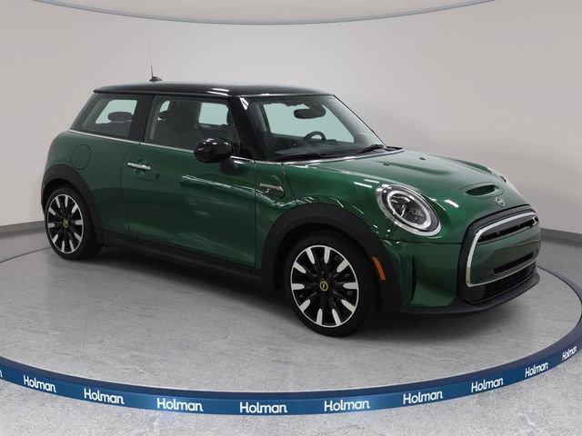 Used 2024 MINI Cooper SE FWD image 3