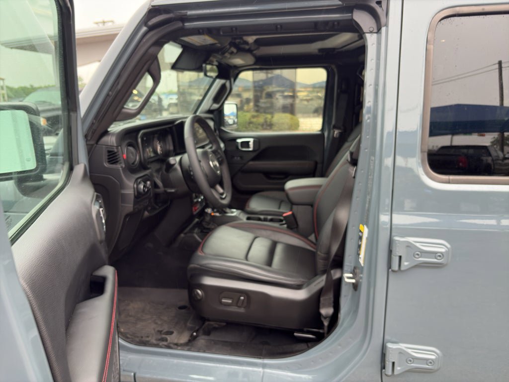 New 2025 Jeep Wrangler Unlimited Rubicon AWD/4WD image 11
