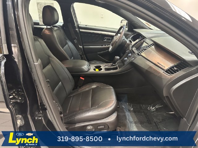Certified 2018 Ford Taurus SEL w/ Equipment Group 201A AWD/4WD image 8