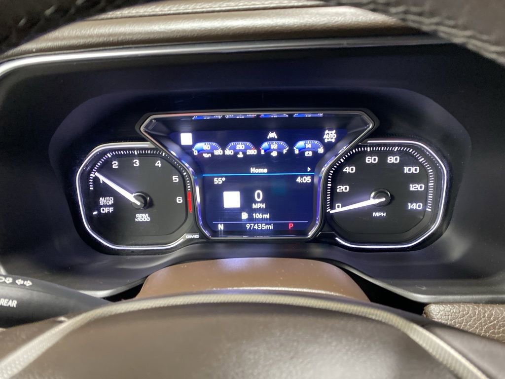 Used 2021 GMC Yukon Denali w/ Denali Premium Package image 24