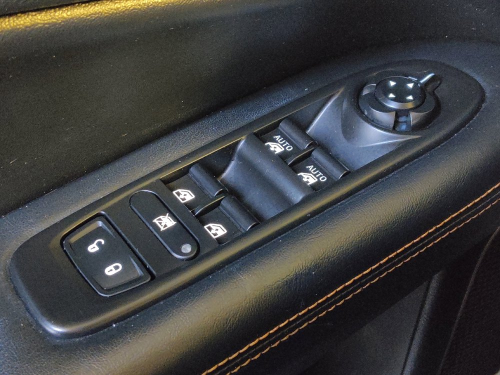 Used 2019 Jeep Compass Limited image 27