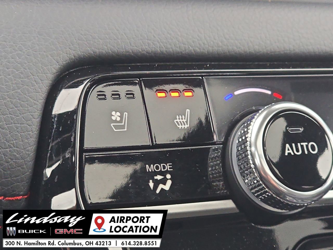 Used 2025 Honda Pilot Black Edition image 37