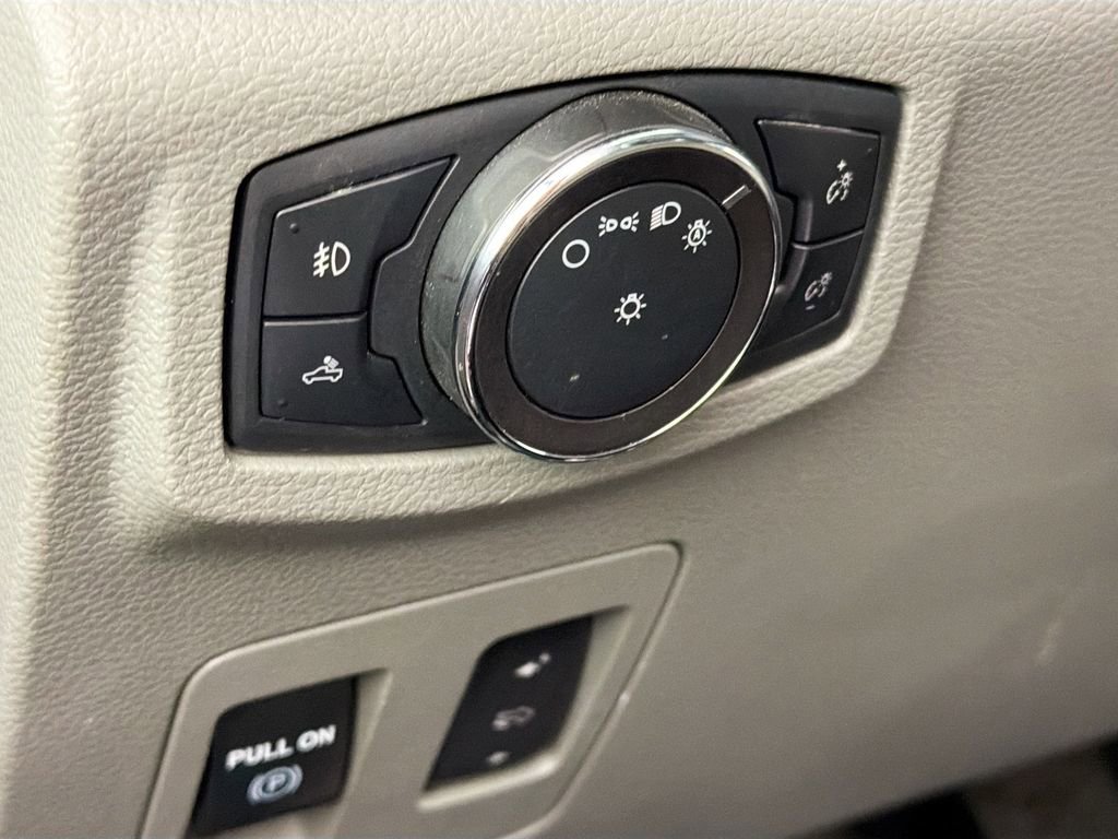 Used 2019 Ford F150 XLT w/ Equipment Group 302A Luxury image 10