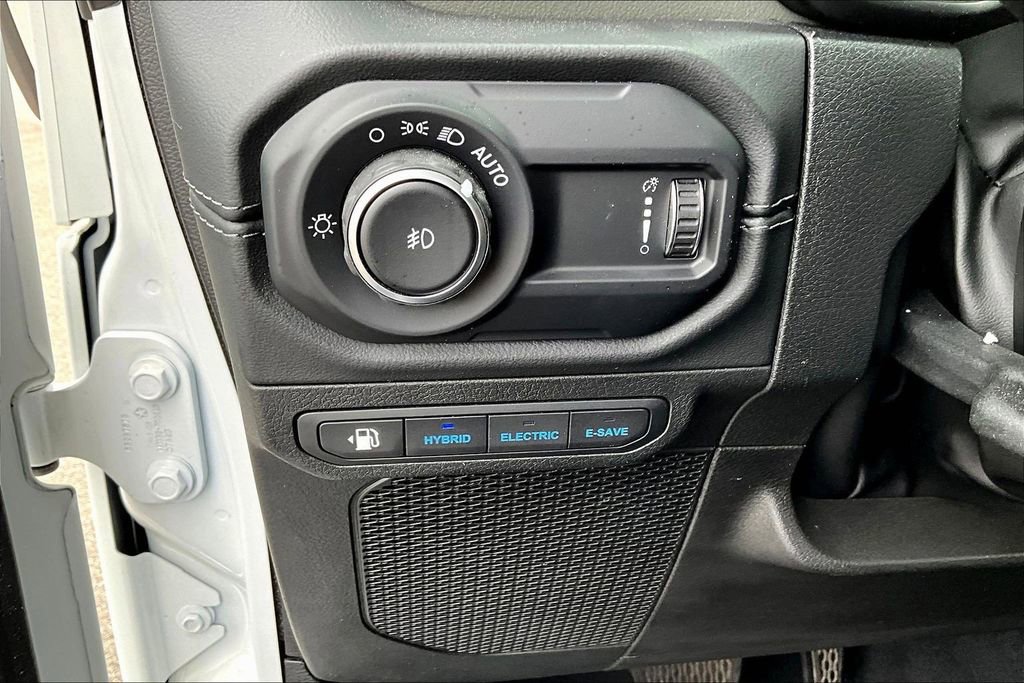 Used 2024 Jeep Wrangler High Altitude AWD/4WD image 17