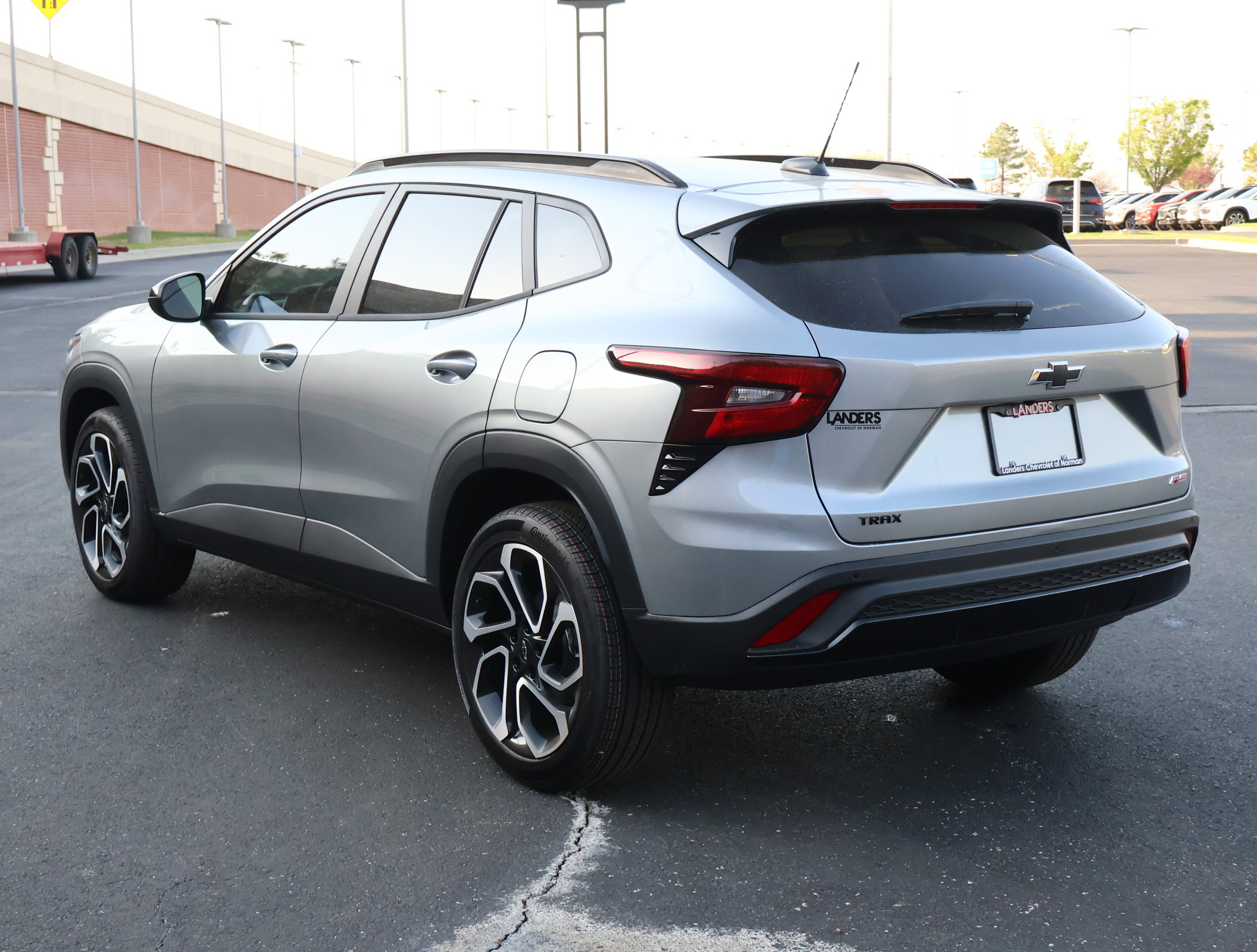 New 2026 Chevrolet Trax RS w/ Sunroof Package FWD image 7