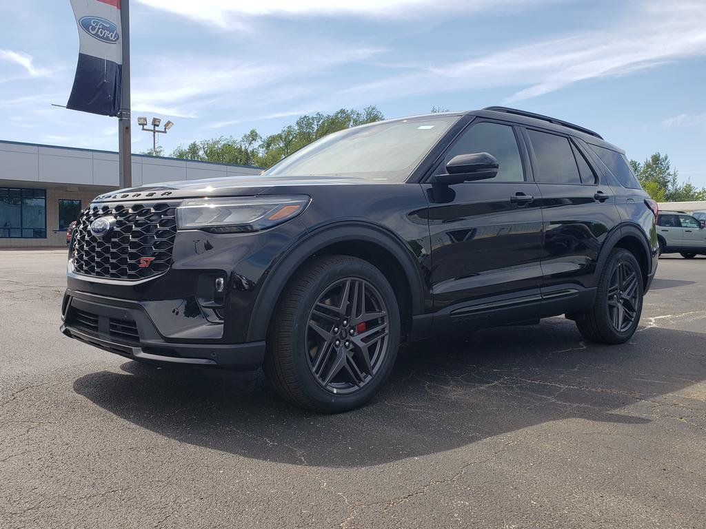 New 2026 Ford Explorer ST AWD/4WD image 8
