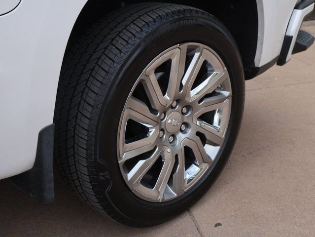 Used 2019 Chevrolet Silverado 1500 High Country w/ High Country Premium Package AWD/4WD image 54