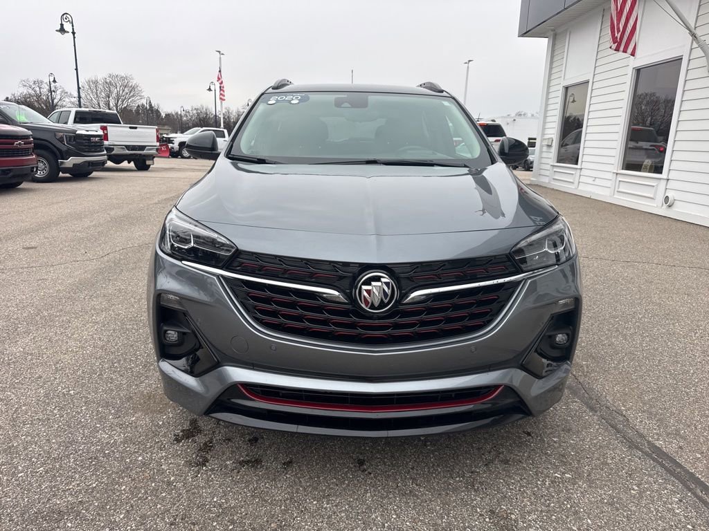 Used 2020 Buick Encore GX Essence w/ Advanced Technology Package image 2