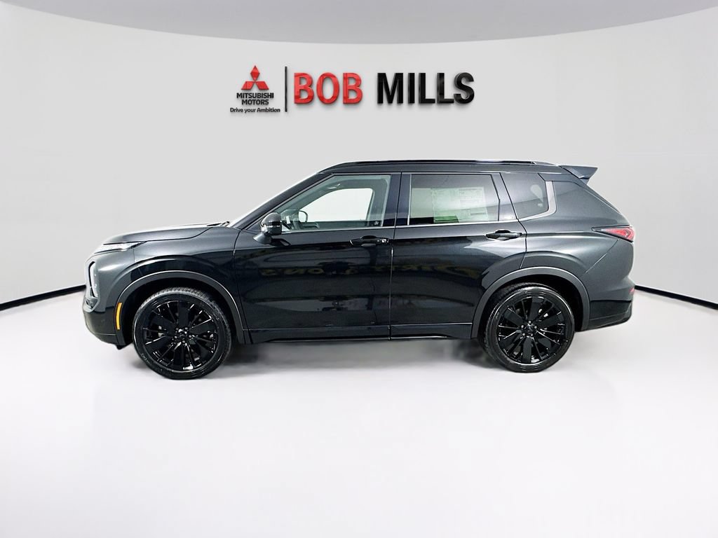 New 2026 Mitsubishi Outlander SEL Black Edition FWD image 4
