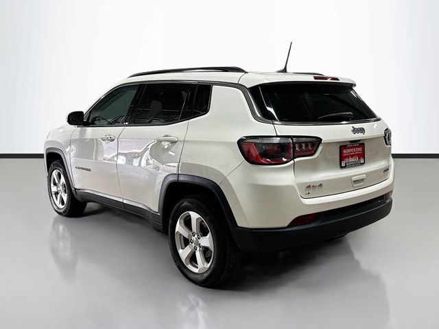 Used 2019 Jeep Compass Latitude w/ Popular Equipment Group AWD/4WD image 8