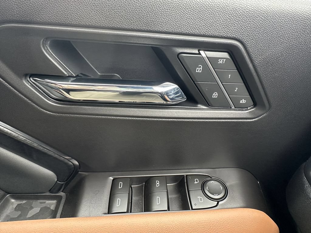 New 2026 GMC Canyon AT4 w/ AT4 Premium Package AWD/4WD image 7
