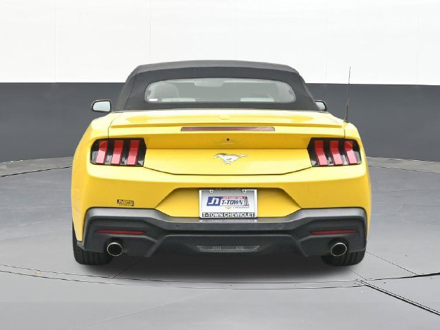 Used 2024 Ford Mustang Premium RWD image 10