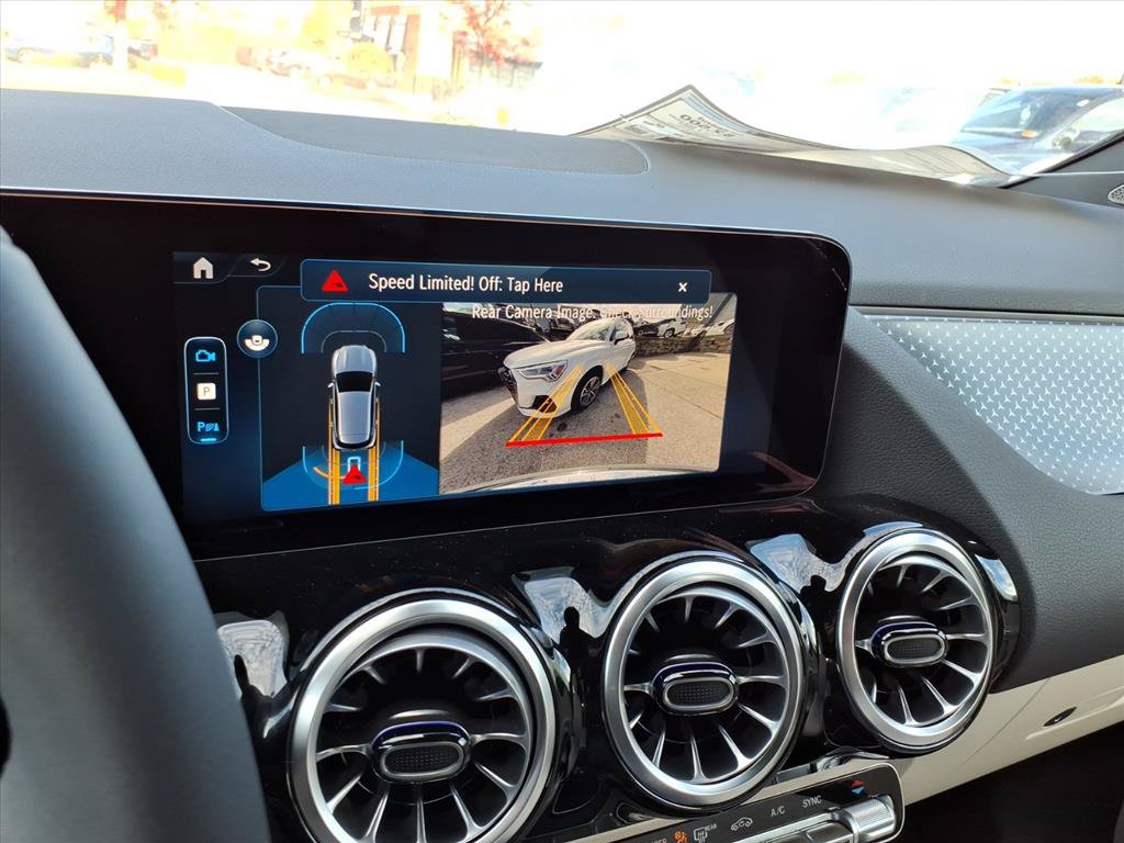 Used 2026 Mercedes-Benz GLA 250 4MATIC image 19