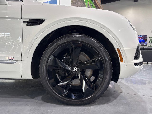 Used 2018 Bentley Bentayga image 88