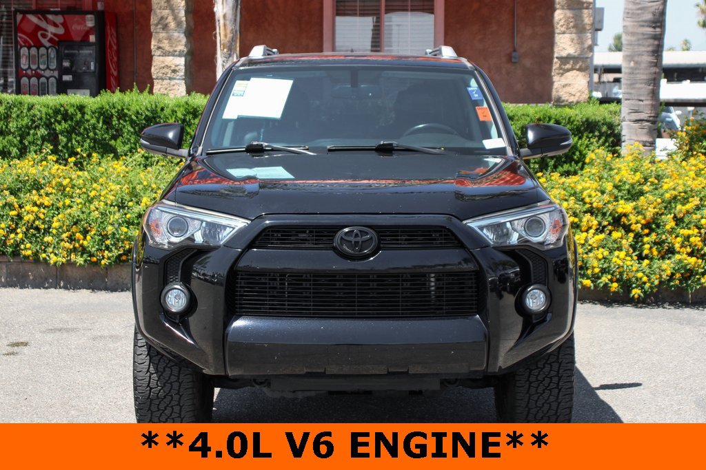 Used 2018 Toyota 4Runner SR5 Premium image 3