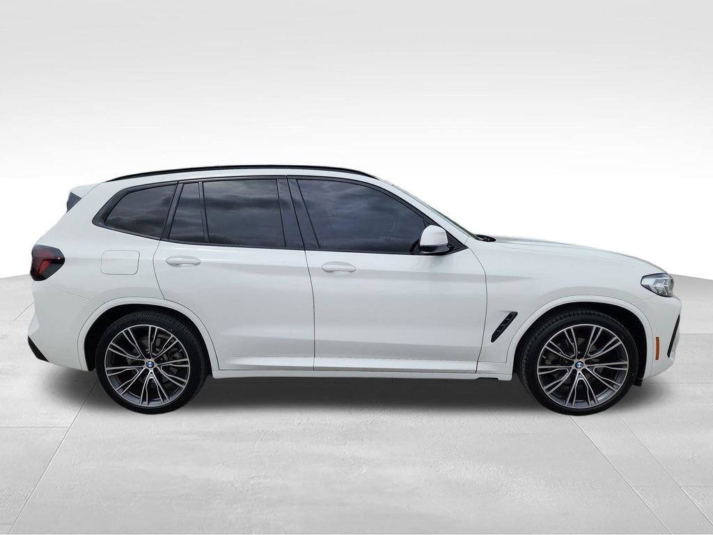 Used 2022 BMW X3 sDrive30i w/ M Sport Package 2 RWD image 10