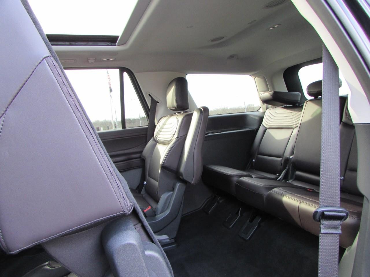 New 2025 Ford Expedition Platinum w/ Platinum Ultimate Package image 31