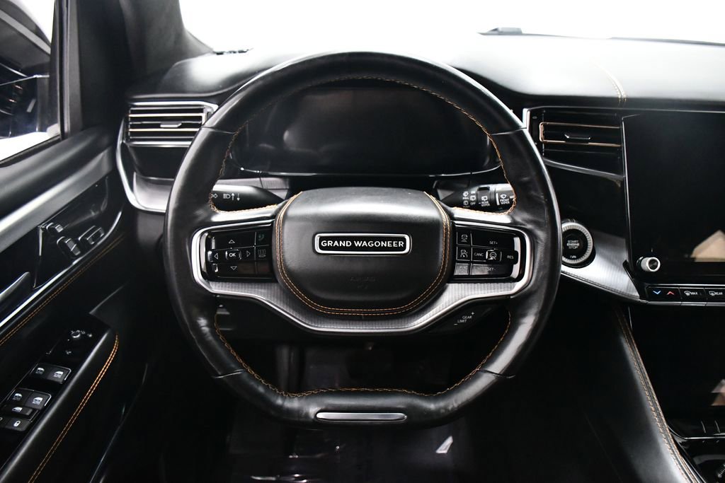 Used 2022 Jeep Grand Wagoneer Series III w/ Rear Seat Video Group 1 image 9