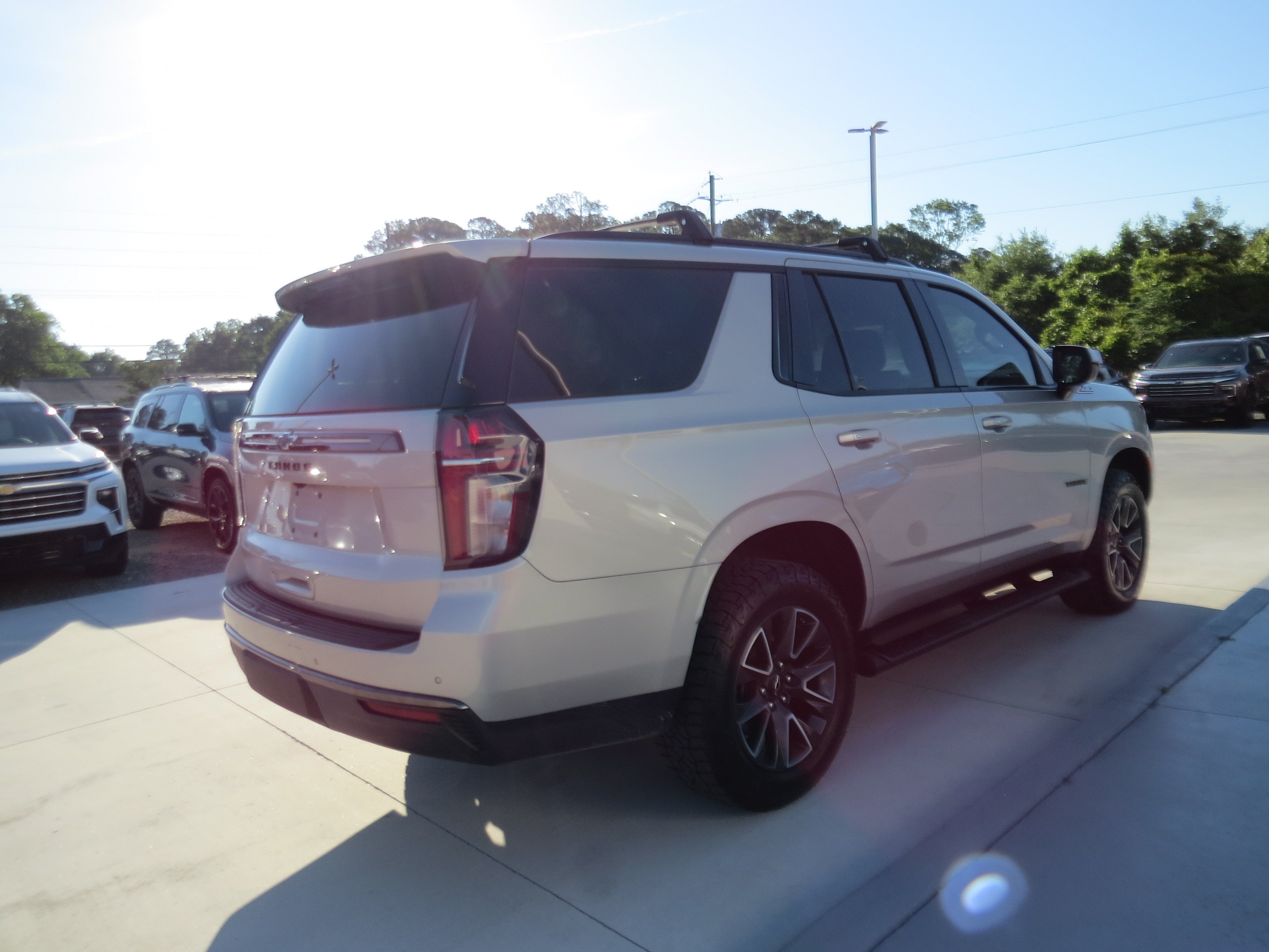 Certified 2021 Chevrolet Tahoe Z71 AWD/4WD image 4