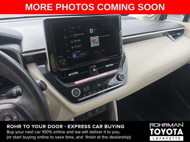 Used 2023 Toyota Corolla Cross XLE w/ Convenience Package image 5